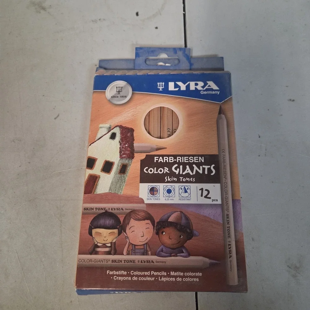 LYRA Skin Tones Jumbo Colouring Pencils Natural Wood Finish Wallet of 12